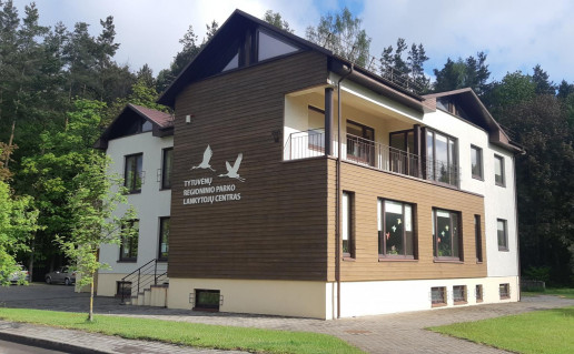 16_Lankytojų centras.jpg